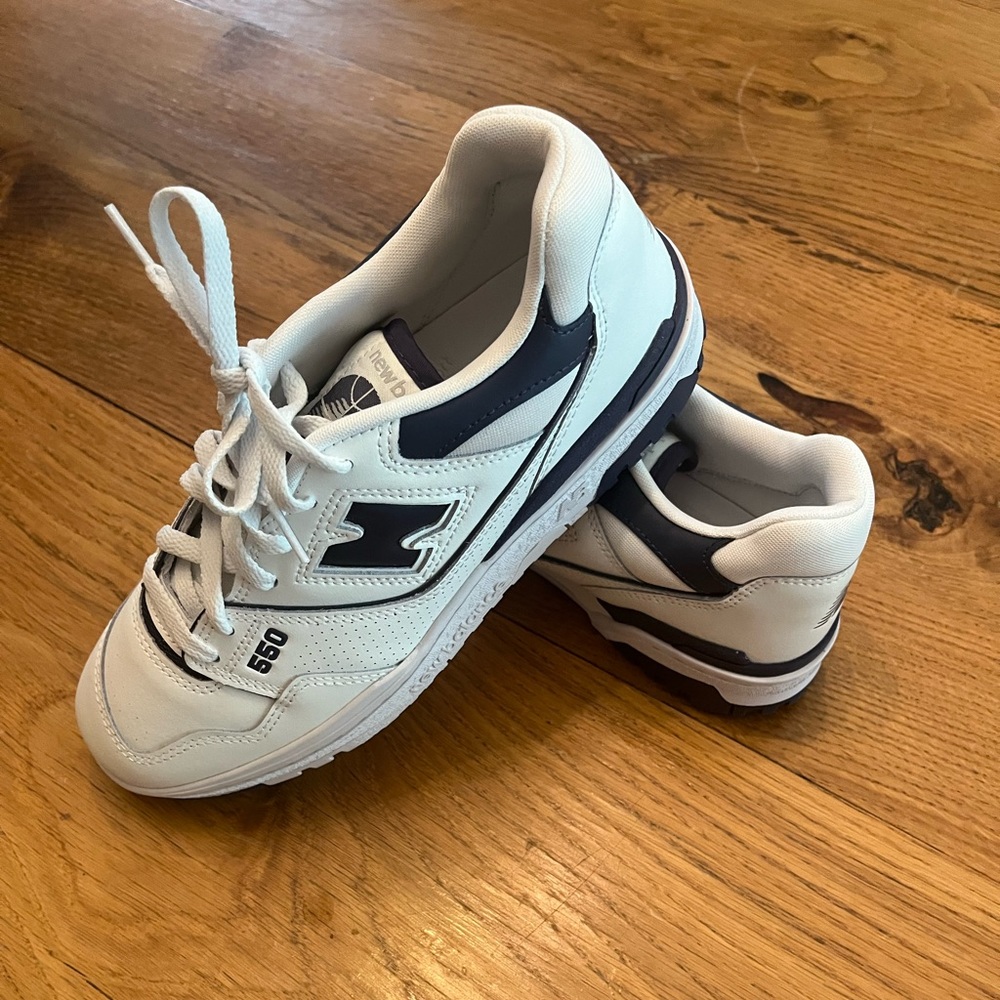 Brand new never worn new balance 550 in white and mercury